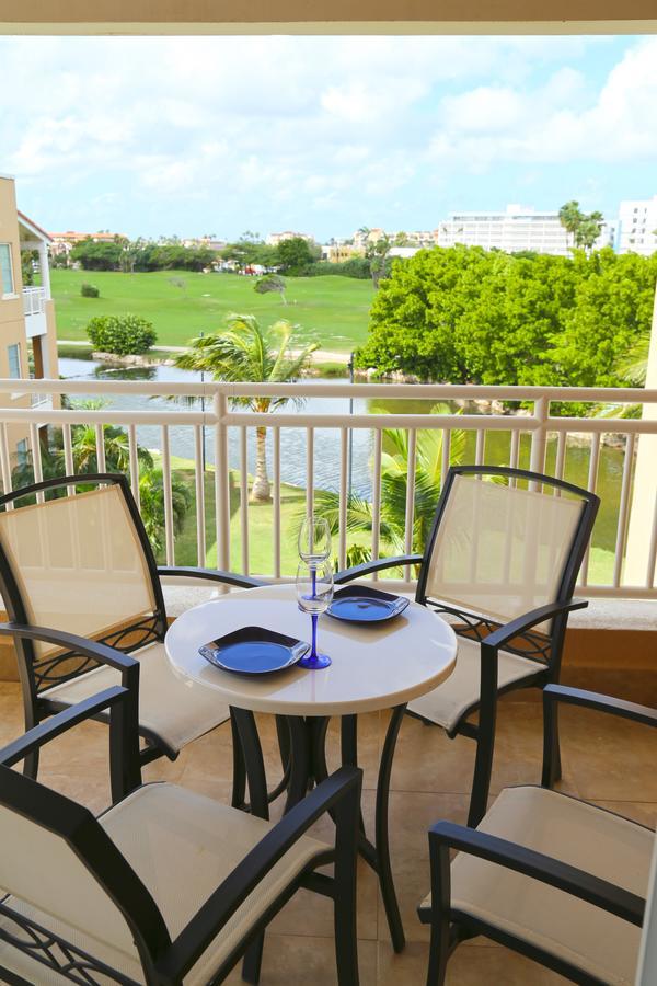 Tropical Digs Aparthotel Oranjestad Exterior photo